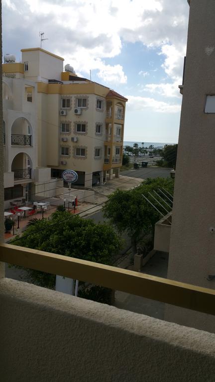 Pasianna Hotel Apartments Larnaca Eksteriør billede